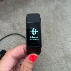 Fitbit Charge 4